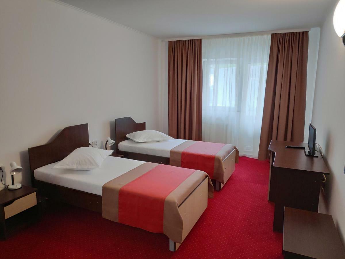 Hostel Caliman 카치울라타 외부 사진
