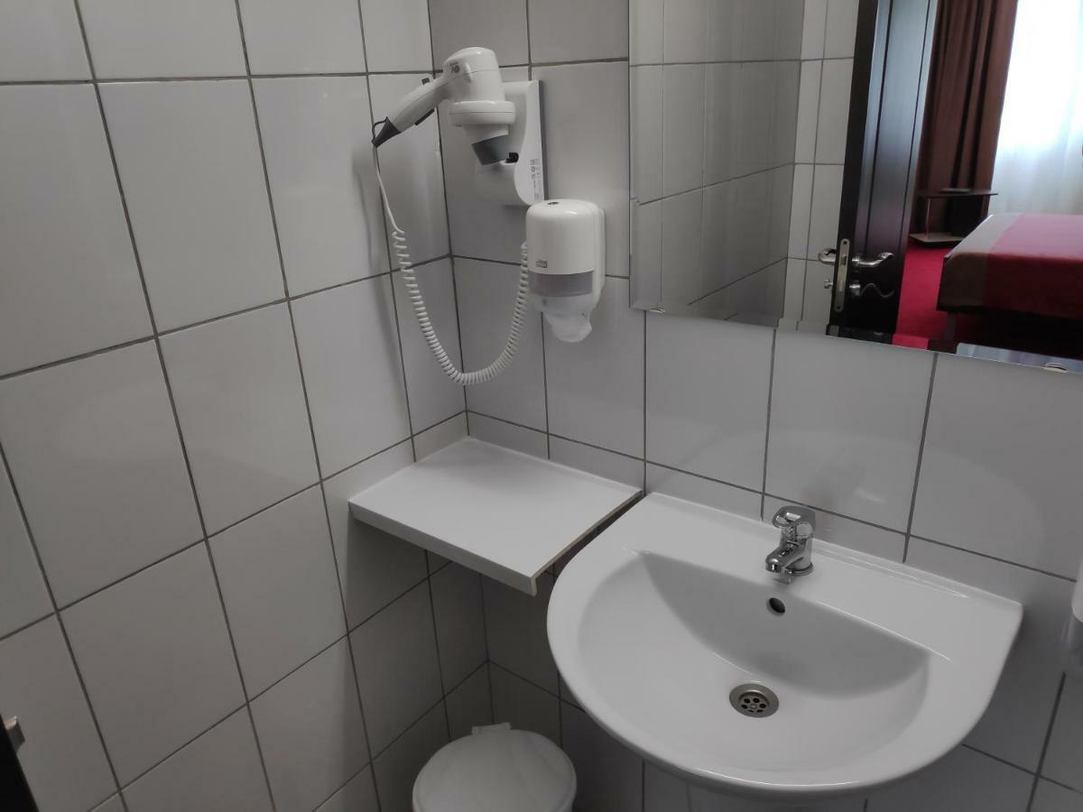 Hostel Caliman 카치울라타 외부 사진